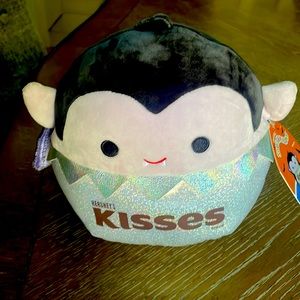BNWT Squishmallow Hershey’s Kisses Halloween